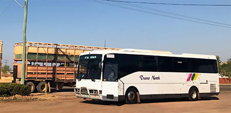 Cairns - Karumba bus